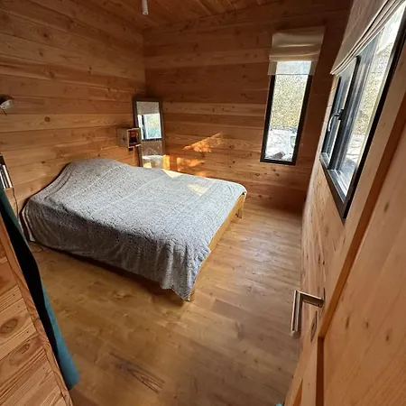 Le De Paul Chalet *